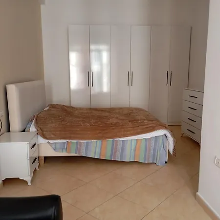 Hotel condo Sina *