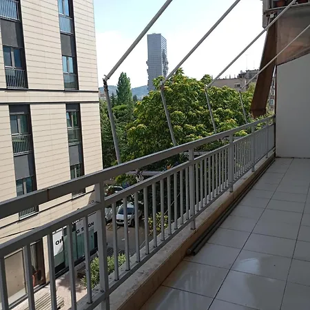 Auberge de jeunesse Sina Tirana